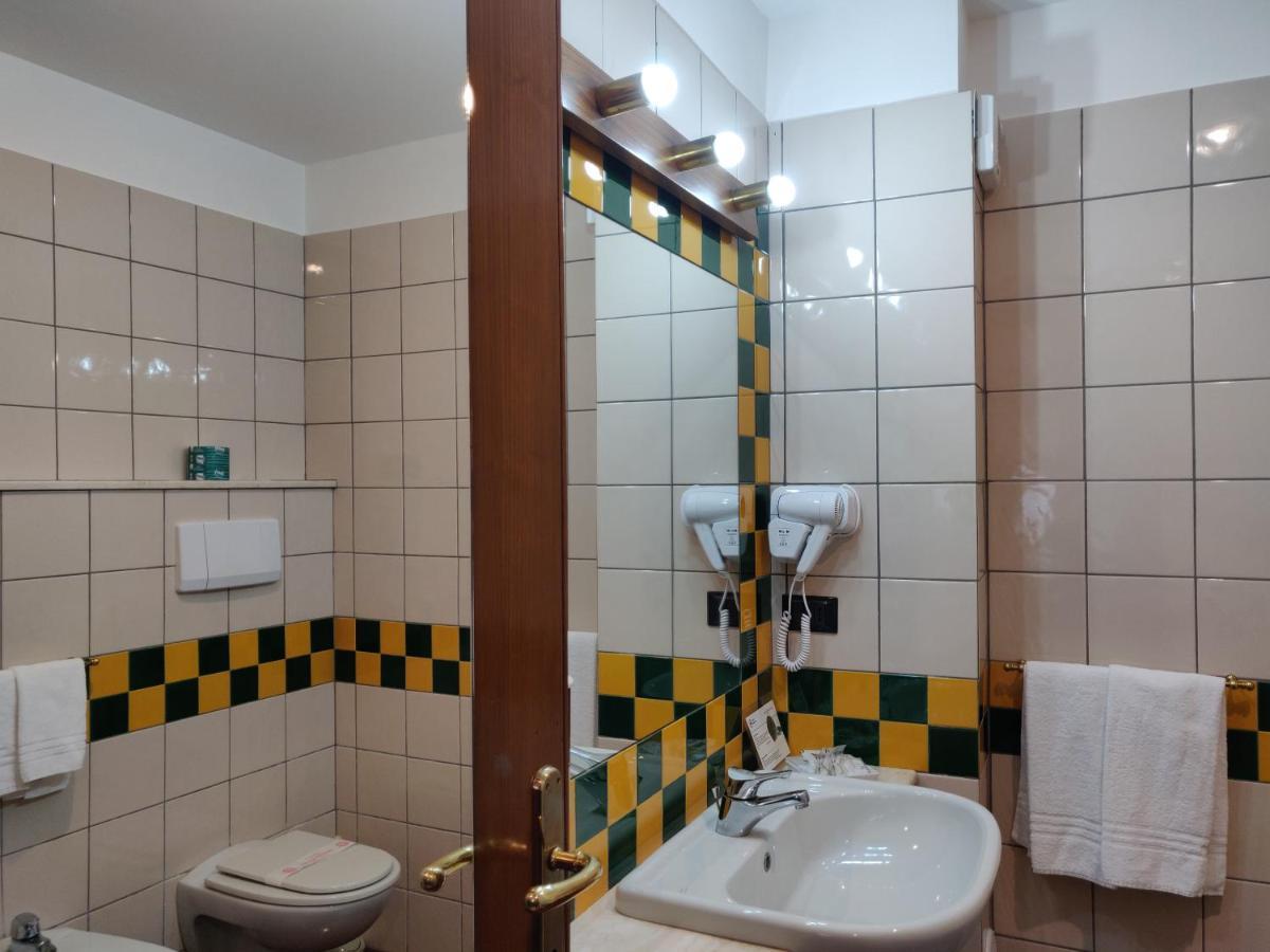 Hotel 카프라코타 외부 사진